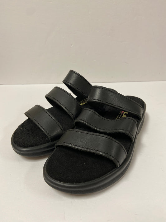 Sandals Flats By Eastland  Size: 6
