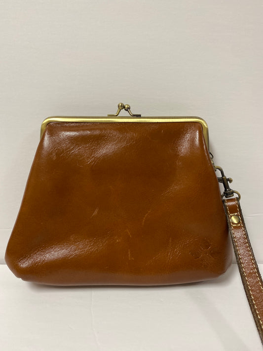 Wristlet Designer By Patricia Nash  Size: Medium