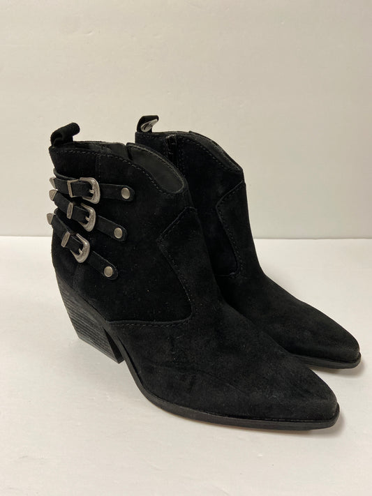 Boots Ankle Heels By Clothes Mentor  Size: 7.5