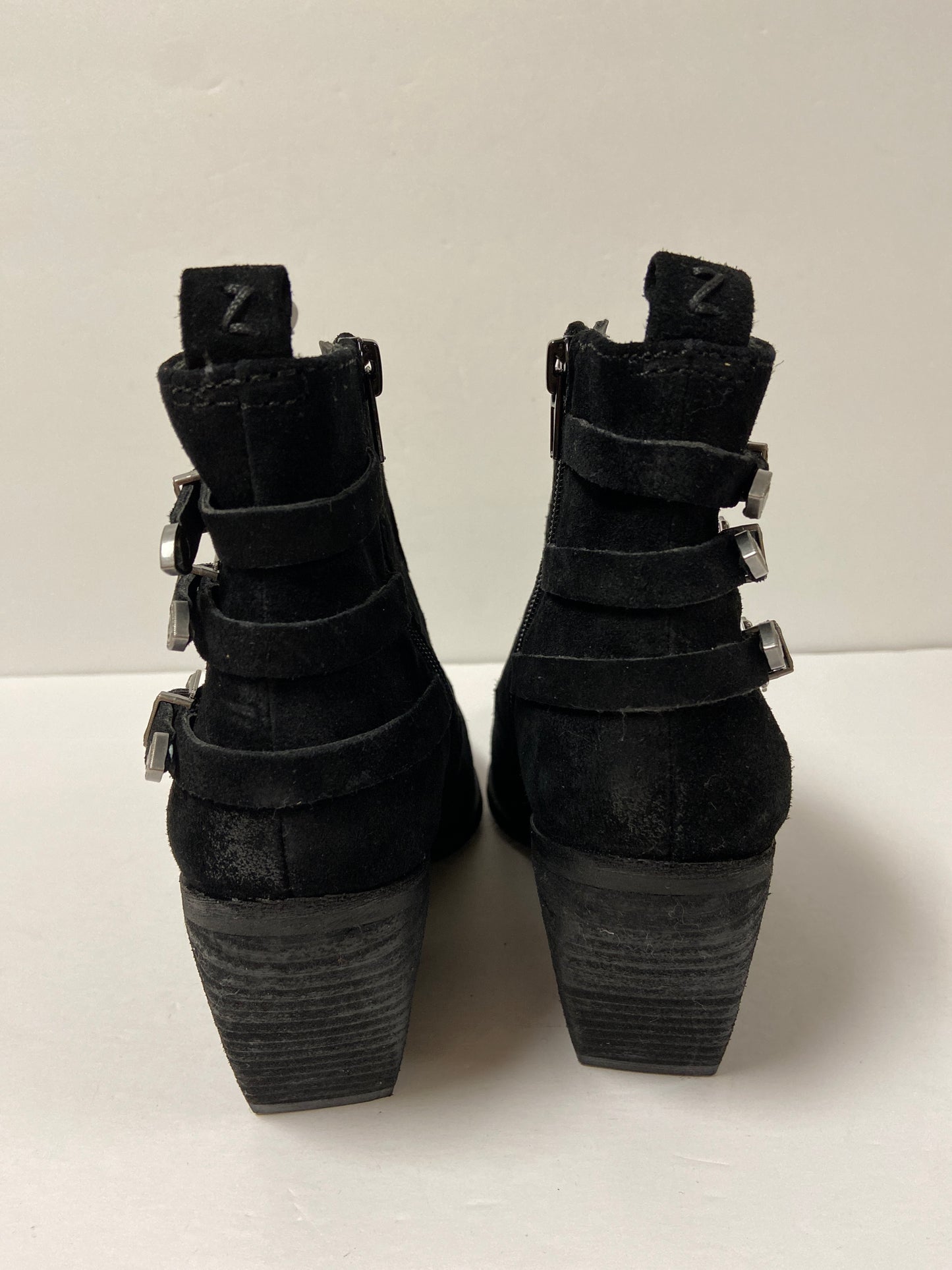 Boots Ankle Heels By Clothes Mentor  Size: 7.5