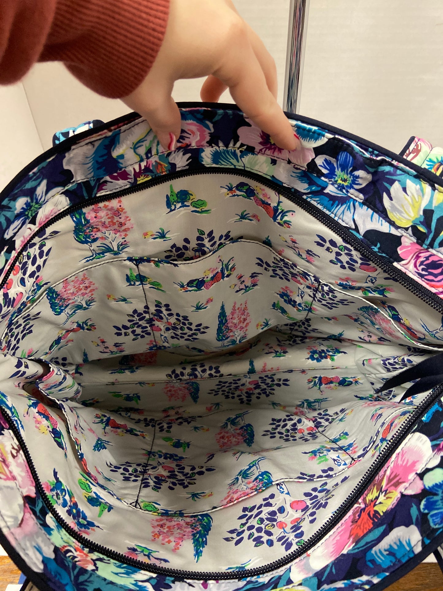 Tote By Vera Bradley  Size: Large