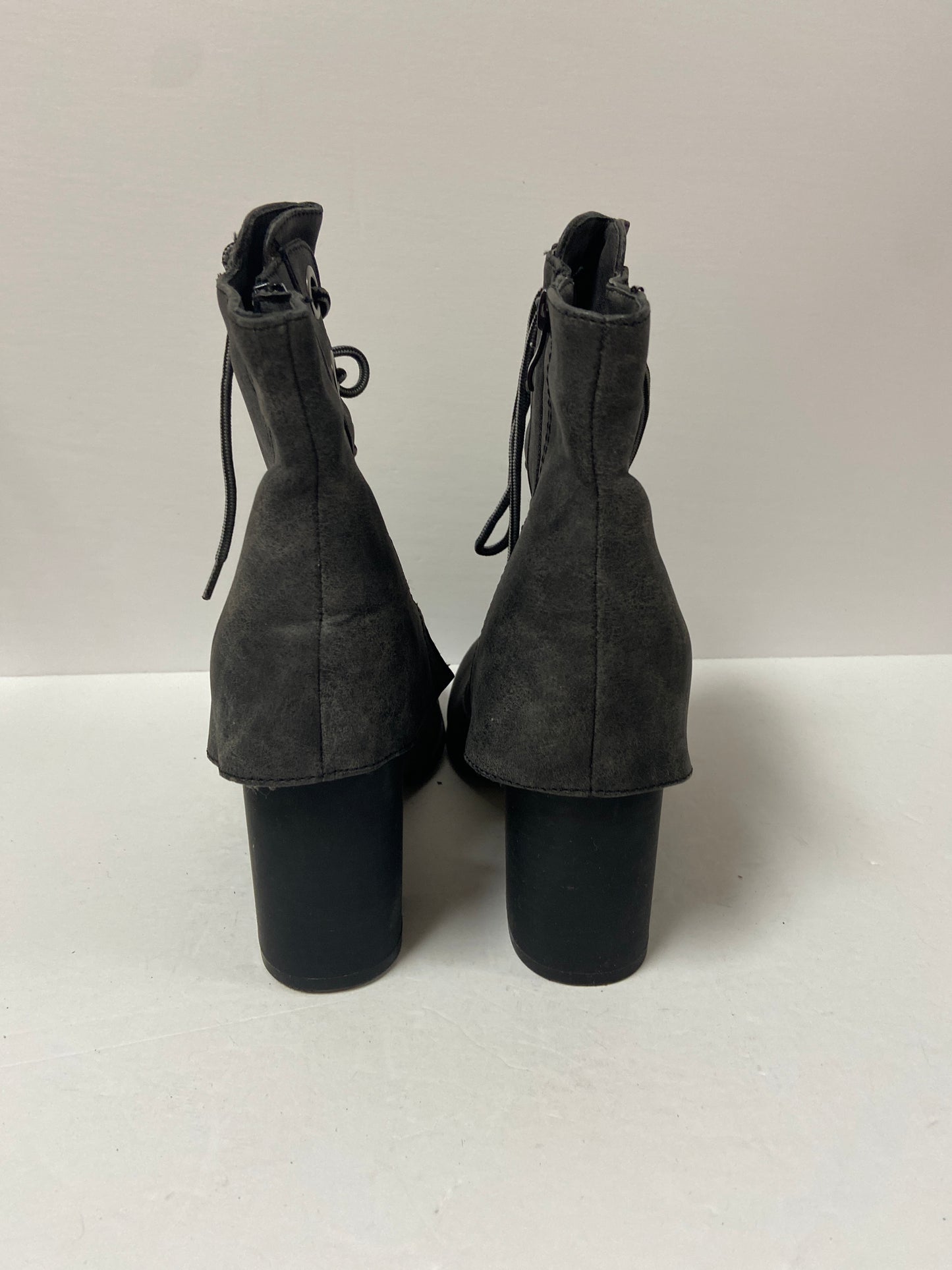 Boots Ankle Heels By Clothes Mentor  Size: 9.5