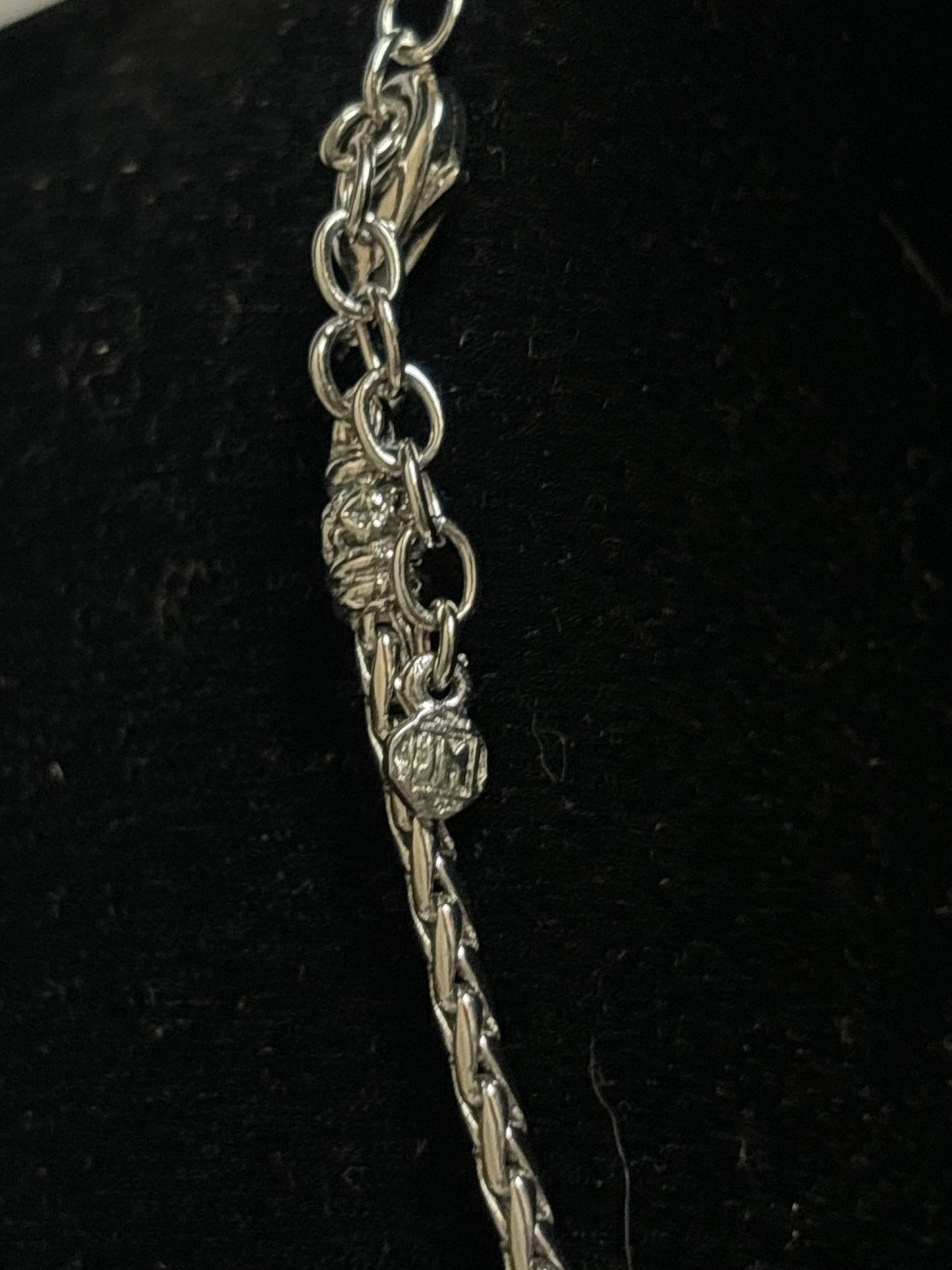 Necklace Designer By Cma