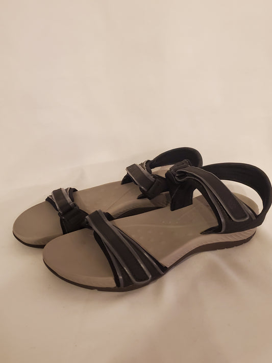 Sandals Flats By Easy Spirit  Size: 10