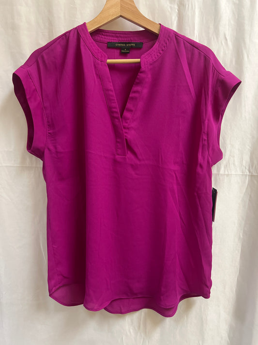 Top Sleeveless Basic By Cynthia Steffe  Size: S